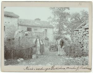 Kuća i zadruga Dukićeva (Montrilj)