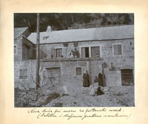 Nova kuća pri moru za poštanski ured