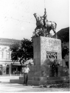 Spomenik kralju Aleksandru u Somboru