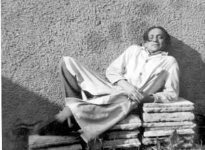 Kipar Antun Augustinčić u trenucima odmora