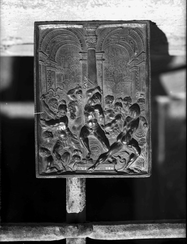 Crkva svete Katarine (sv. Dominika) (Split) :Bičevanje Kristovo, reljef