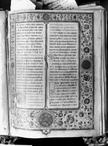 Župni ured (Vrbnik) : Drugi vrbnički misal, 1462., prva stranica (f. 2.)