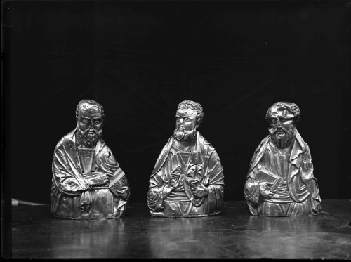 Riznica splitske katedrale (Split) : tri apostola, dio oltarne pale, poč. 14. st.