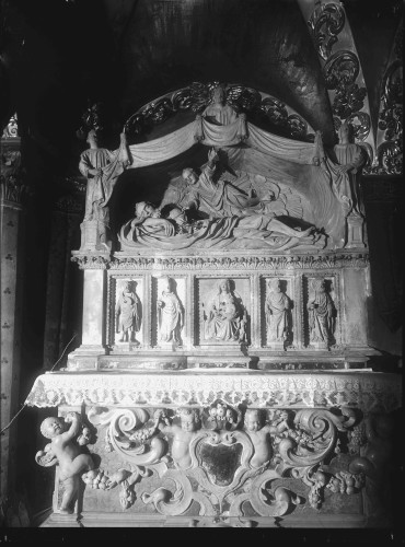 Katedrala Uznesenja Blažene Djevice Marije (sv. Dujma) (Split) : kapela svetog Dujma, oltar svetog Dujma, 1427. (Bonino da Milano)