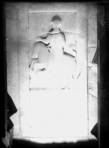 Katedrala Uznesenja Blažene Djevice Marije (sv. Dujma) (Split) : grobna ploča Žarka Dražojevića