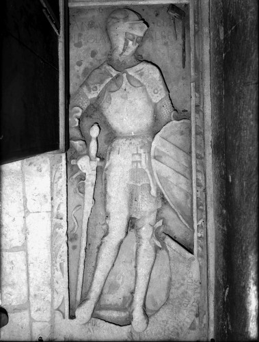 Katedrala Uznesenja Blažene Djevice Marije (sv. Dujma) (Split) : nadgrobna ploča Zancija Albertija (†1493.) (Andrija Aleši)