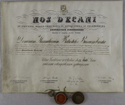 Diploma magistra farmacije Maksimilijana Batistića