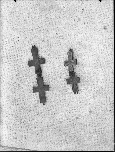 Riznica splitske katedrale (Split) : križ-enkolpion, 9. st.; križ-enkolpion, 12. st.