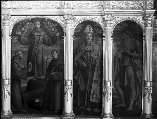 Franjevačka crkva Uznesenja Blažene Djevice Marije (Poljud, Split) : glavni oltar, poliptih, sv. Franjo Asiški, sv. Bernardin Sijenski, sv. Antun Padovanski, sv. Ljudevit Tuluški i sv. Jeronim, 1549. (Girolamo da Santa Croce)