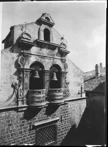 Saborna crkva Uspenja Presvete Bogorodice (Šibenik) : pogled na pročelje