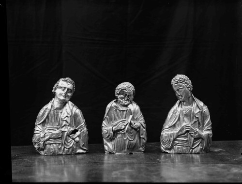 Riznica splitske katedrale (Split) : tri apostola, dio oltarne pale, poč. 14. st.
