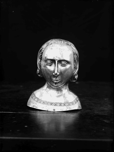 Riznica splitske katedrale (Split) : Poprsje neznane svetice, 13.-14. st.