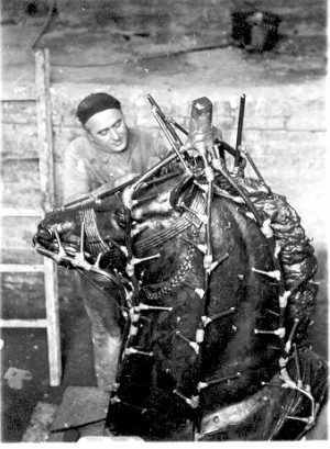 Izrada glave konja za spomenik Palim Nišlijama