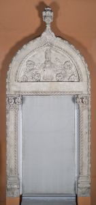 Portal palače Crnota