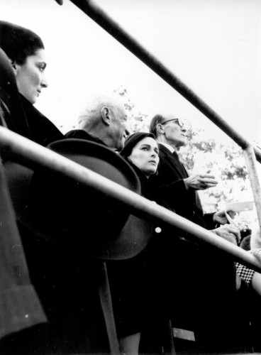 Jacquline Roque, Pablo Picasso, Lucia Bosè i Paul Derigon