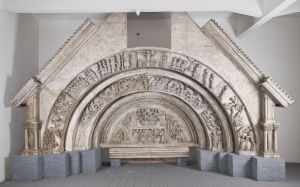 Radovanov portal- gornji dio