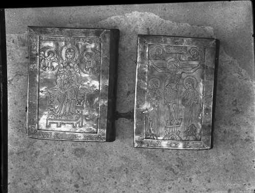 Riznica splitske katedrale (Split) : Evanđelistar, stražnja korica i Rimski misal, prednja korica, 12. st.
