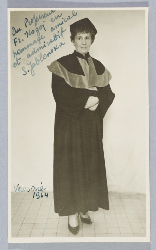 Fotoportret Stefanije Jablonske s vlastoručnom posvetom Franji Kogoju