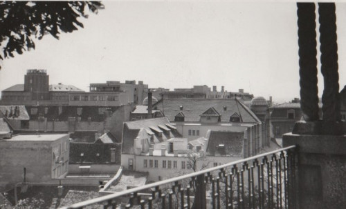 Pogled na Zagreb sa Strossmayerovog šetališta