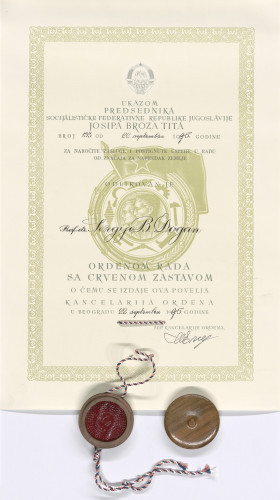 Povelja Ordena rada sa crvenom zastavom prof. dr. Sergiju Doganu 