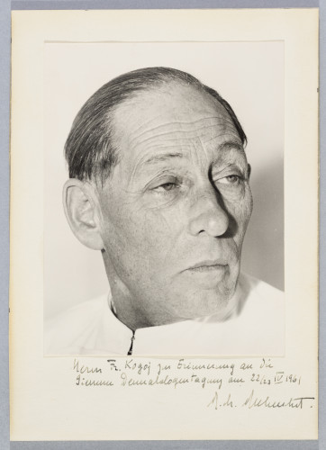 Fotoportret R. M. Bohnstedta s vlastoručnom posvetom Franji Kogoju