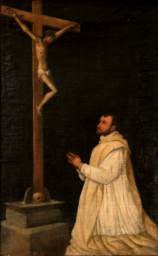 Redovnik pred raspelom