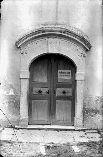 Crkva Pohoda Blažene Djevice Marije (Marija Gorica) : ulazna vrata, 1758.