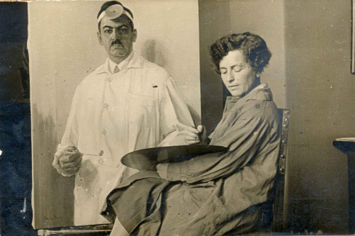 Nasta Rojc dovršava portret liječnika, otorinolaringologa, dr. Ante Šercera
